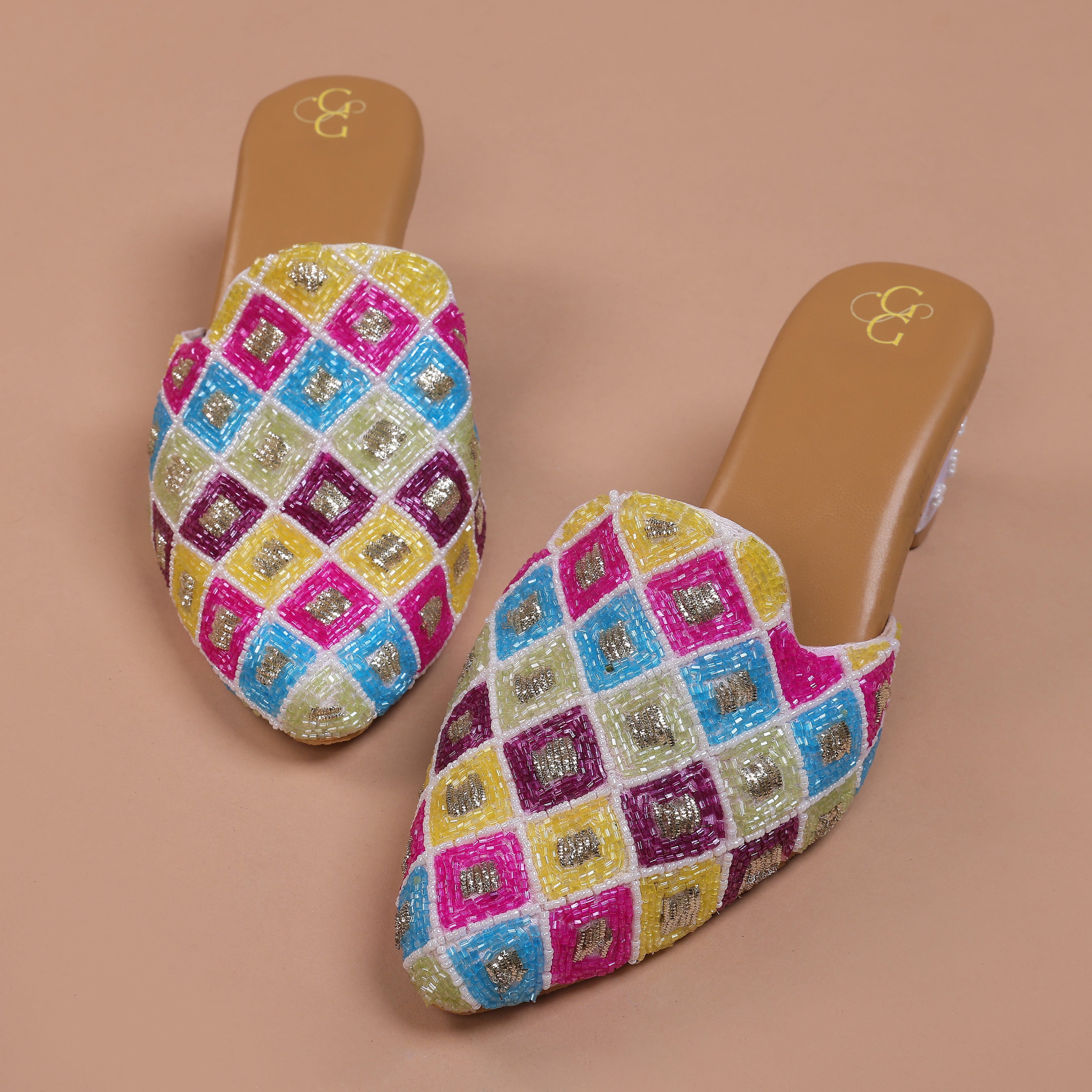 Multicolour beads handicraft heel mules