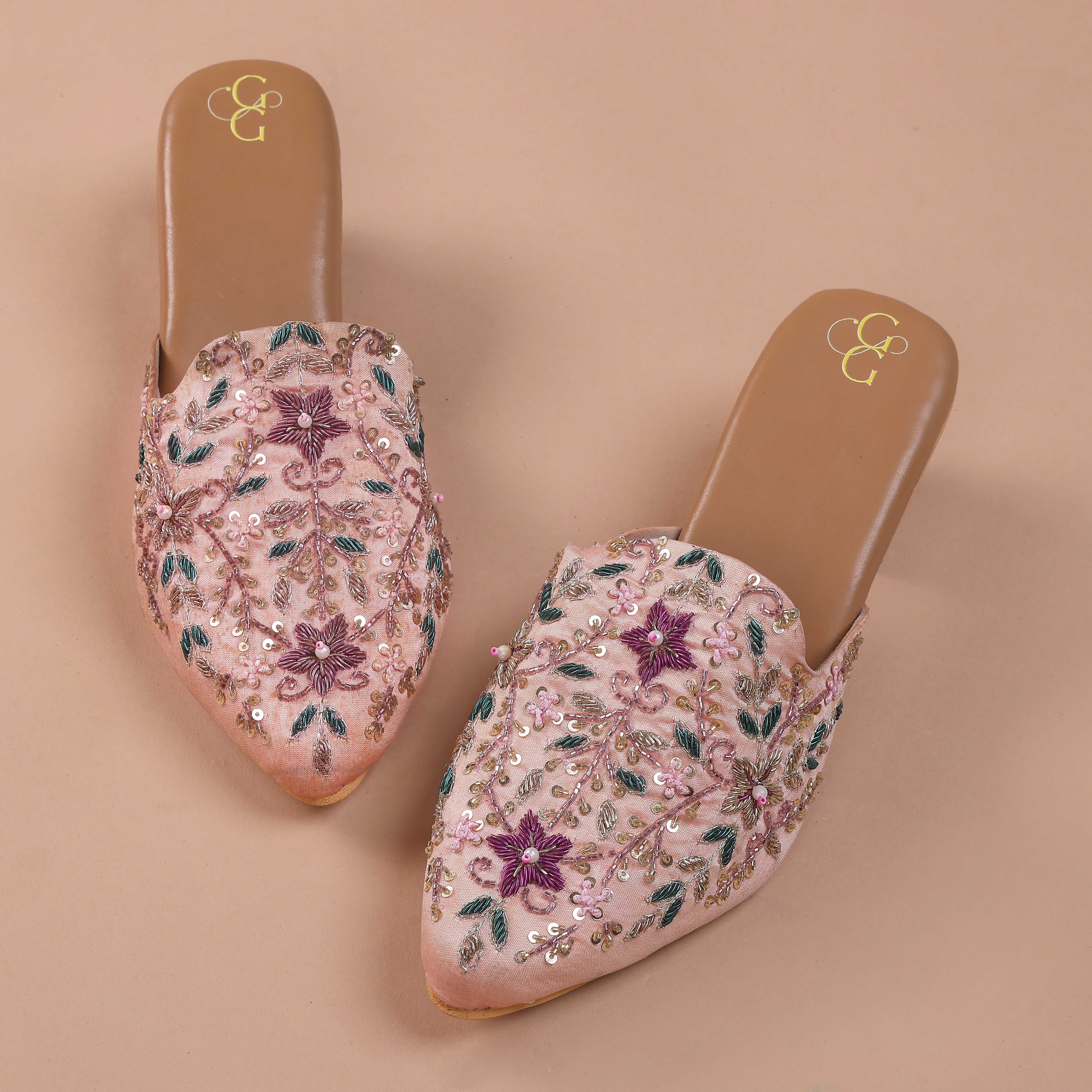 Pink embroidery mule with foam leather