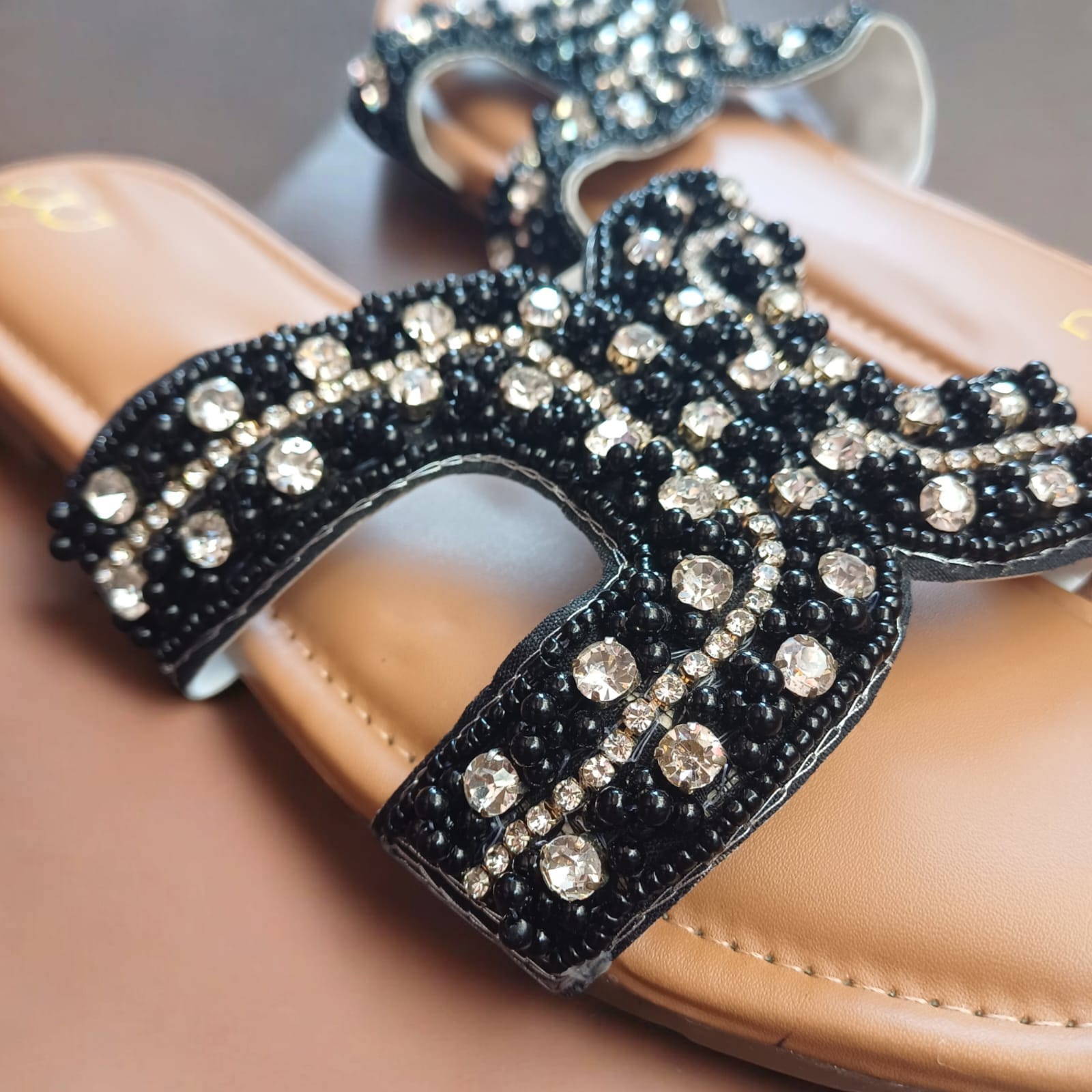 Women embellished open toe flats